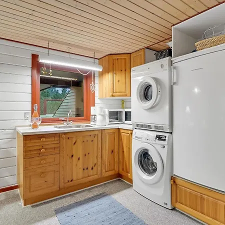 Three-bedroom In Vakantiehuis Romo